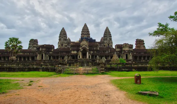 En ti viaje a Camboya, no puede faltar Angkor