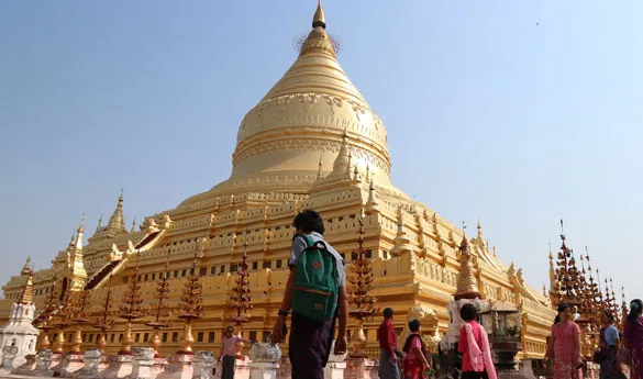 Templo en Yangon, Myanmar