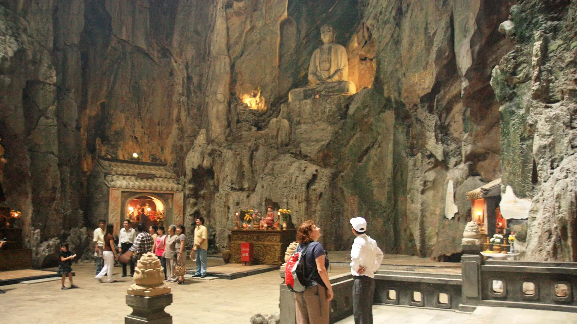 Montañas de mármol en tu viaje a Vietnam 