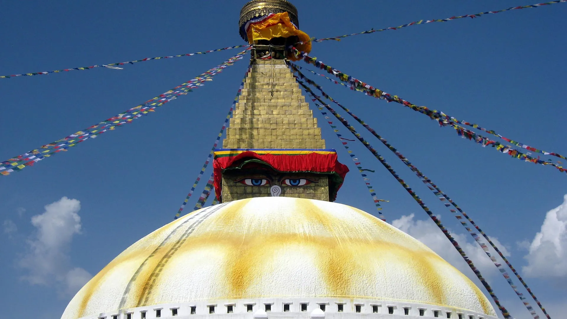 Visita la Estupa Boudhanath en Nepal