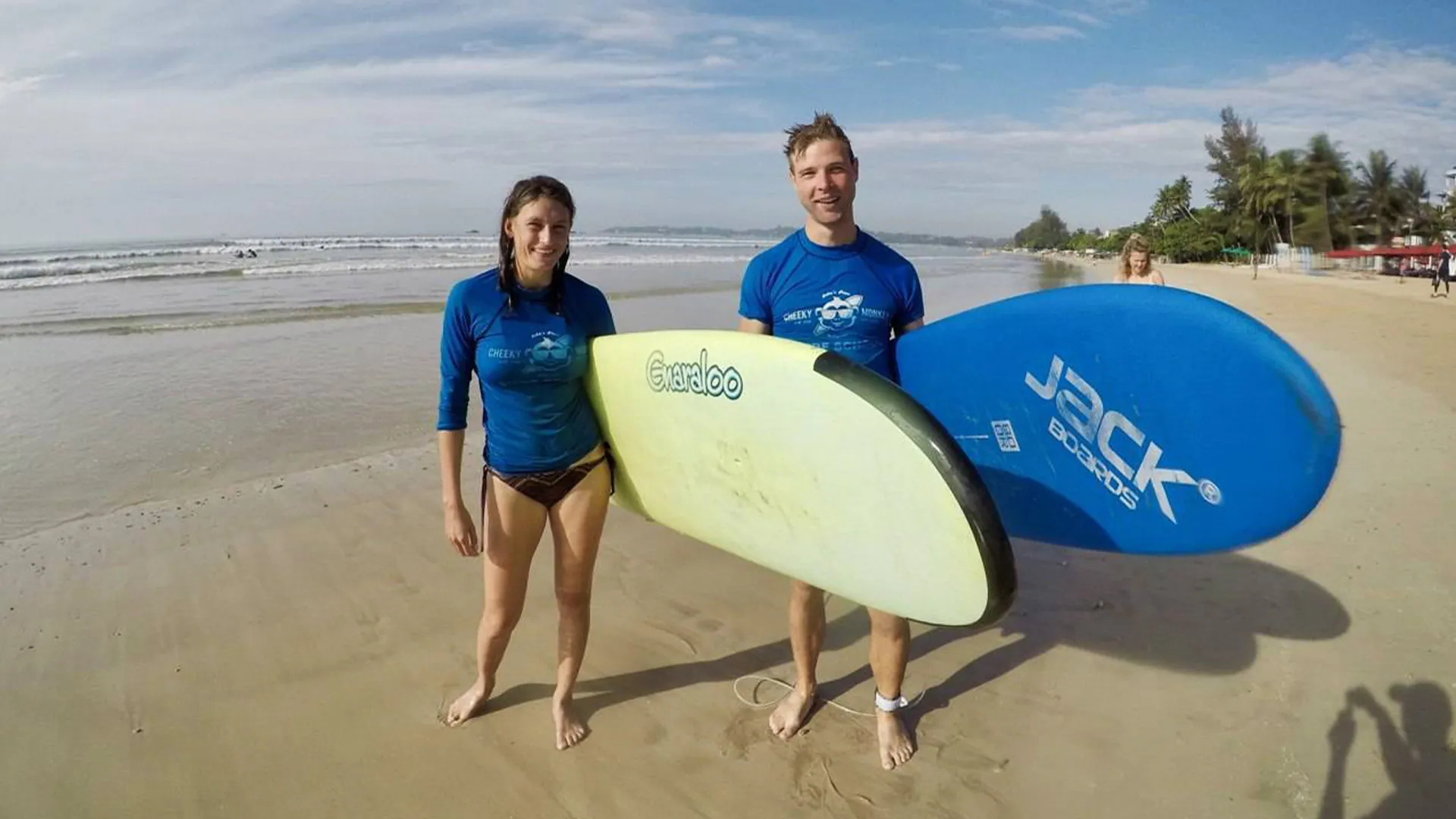 Surfear en Welligama