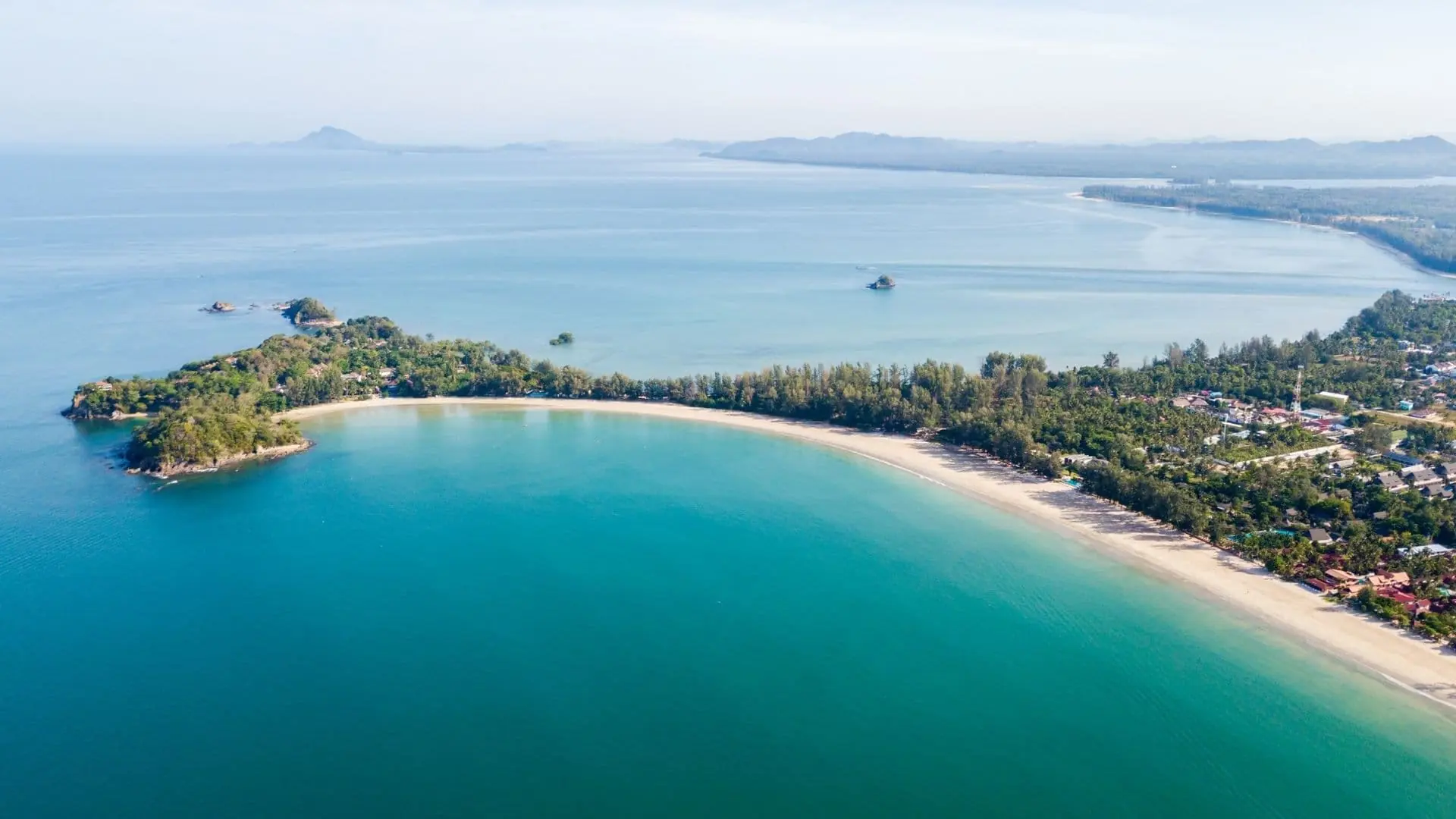 De las mejores pplayas que hay en Asia destaca Klong Dao en Koh Lanta