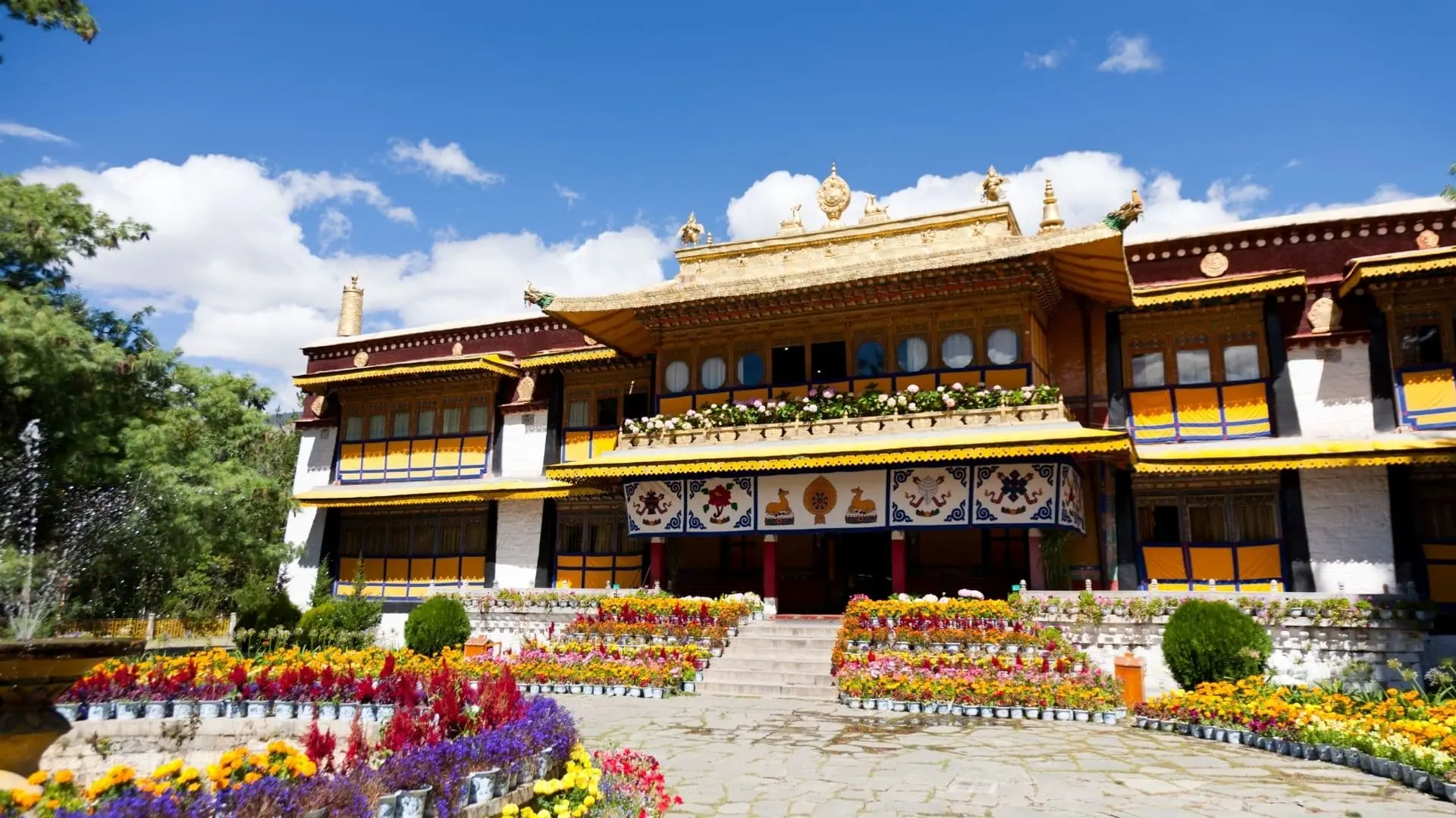 El Palacio de Verano Conocido como Norbulingka en Lhasa Tibet