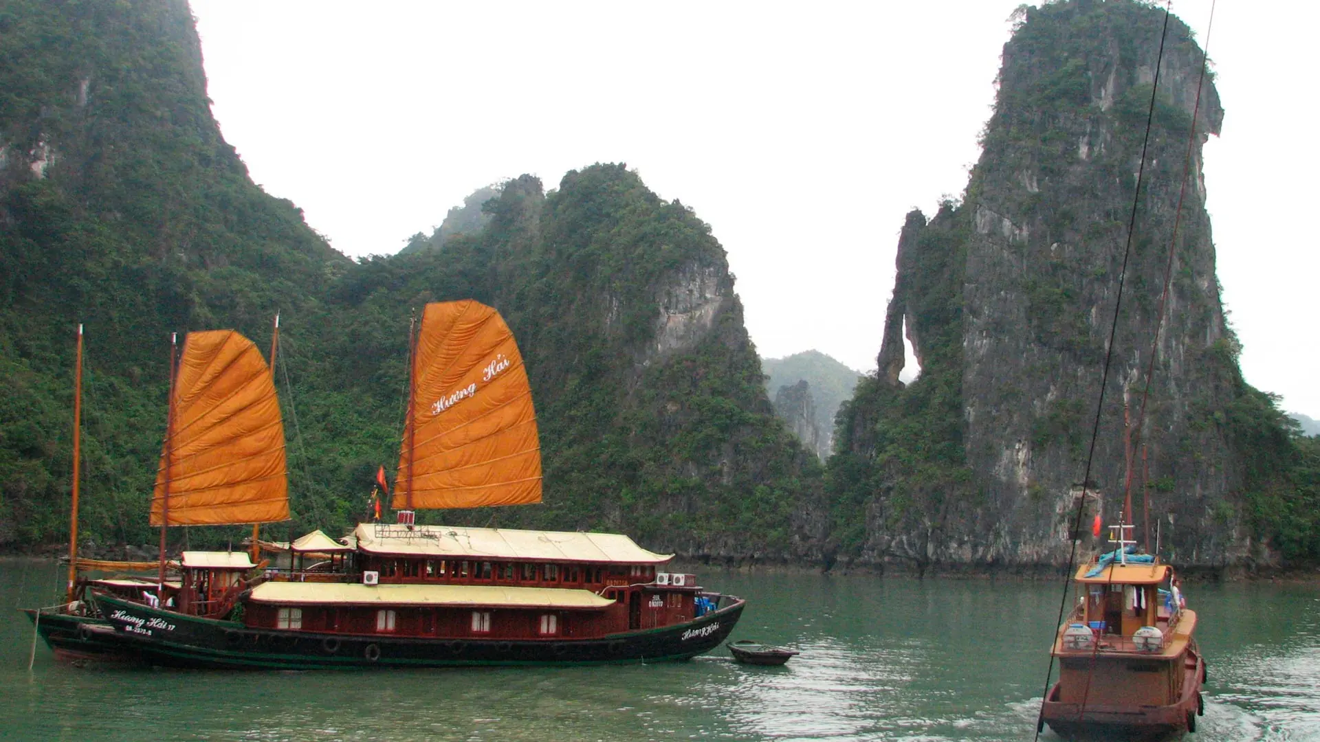Visita la bahía de halong