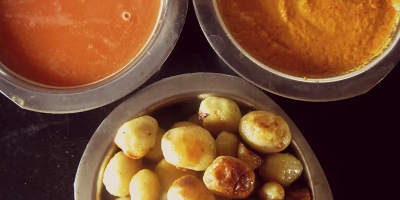 Plato tradicional Indio Kashmiri Aloo Dum