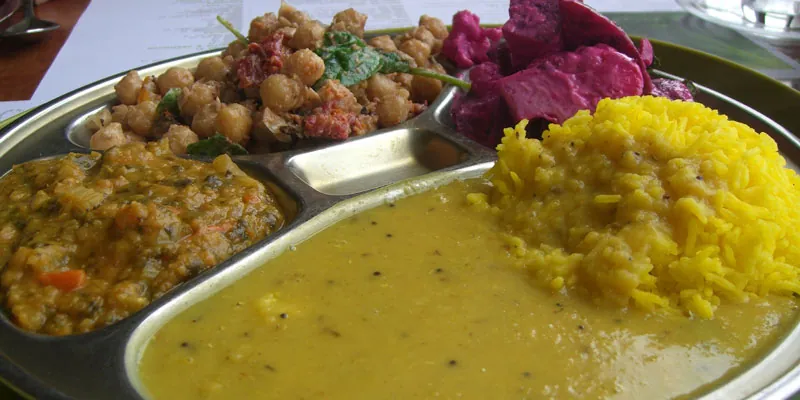 Plato tradicionale indio Dhal
