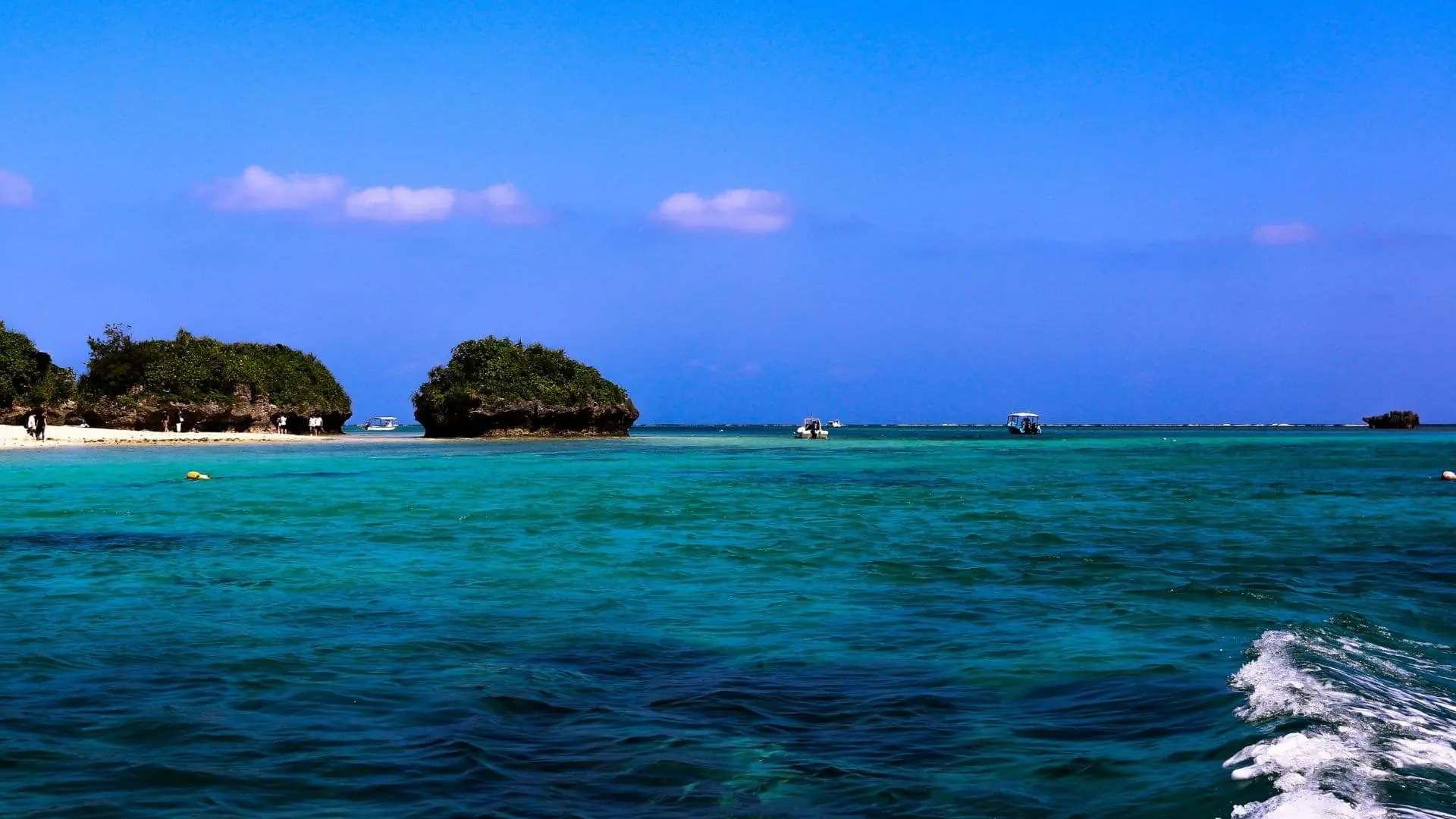Si estás en Japón visita la prefectura de Okinawa para que conozcas una de las mejores playas de Asia