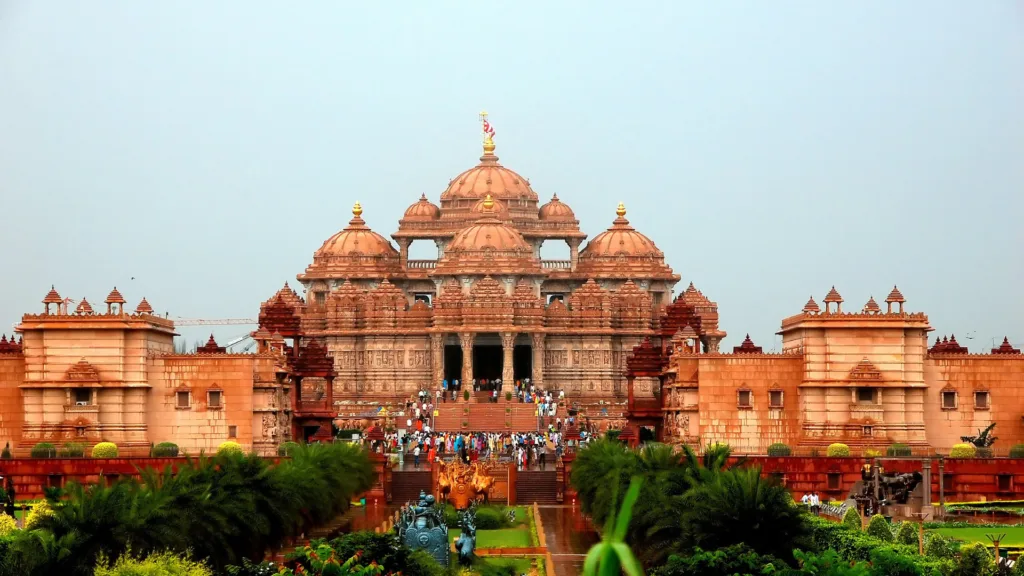 18 mar Templo Akshardham, Delhi — India Espiritual, Yoga y Festival Holi 2027