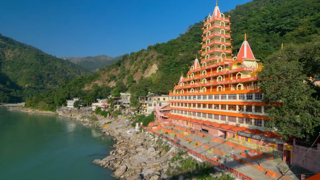 27 mar Rishikesh — India Espiritual, Yoga y Festival Holi 2027