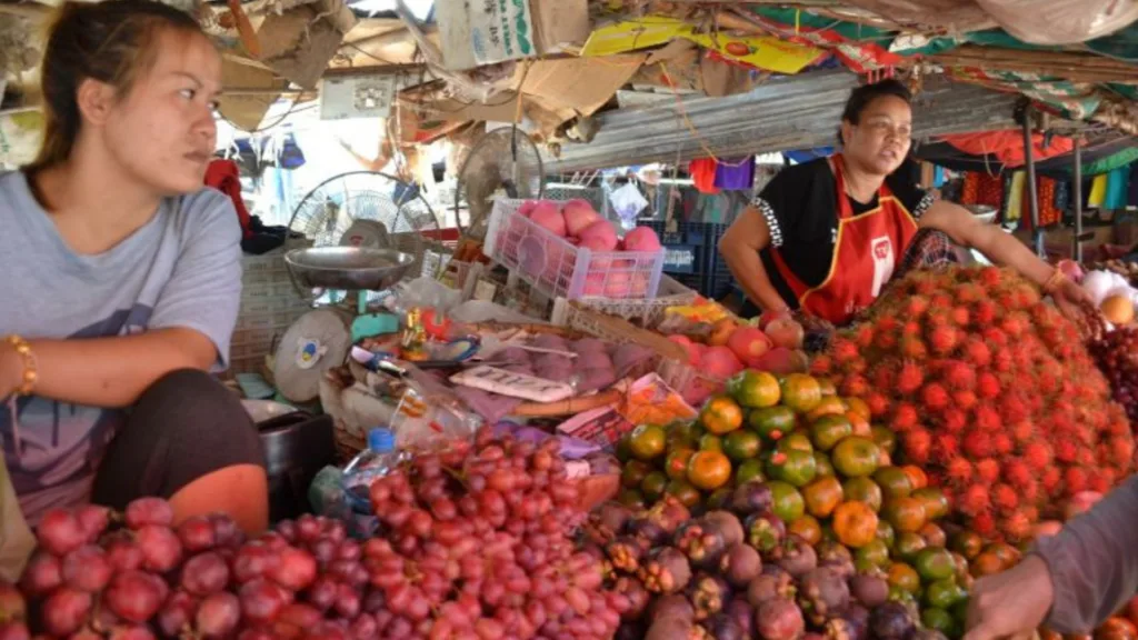 Mercado Talat Thong Khan Kham, Vientiane — Laos en Tren