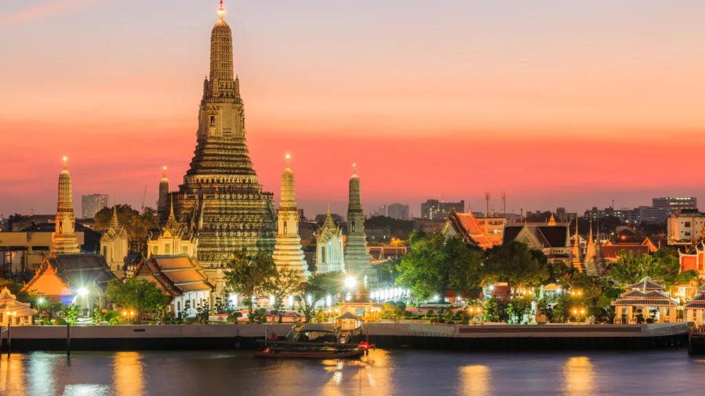 Bangkok — Myanmar con Phuket y Bangkok