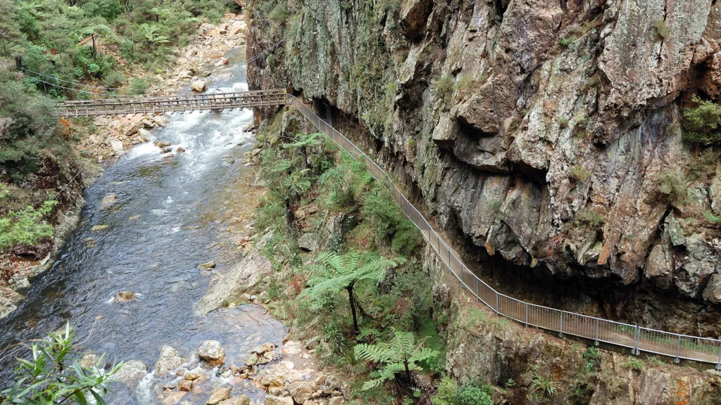 Karangahake Gorge, Península de Coromandel — Nueva Zelanda Isla Norte Fly & Drive