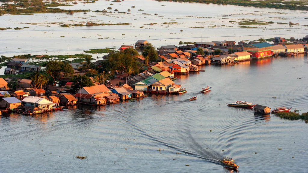 Tonle Sap, Siem Reap — Camboya al Completo con Ratanakiri