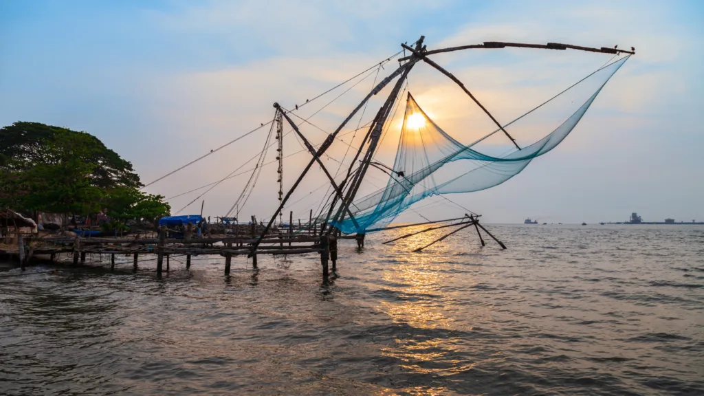 Redes de pesca chinas, Cochín — Exótica India del Sur