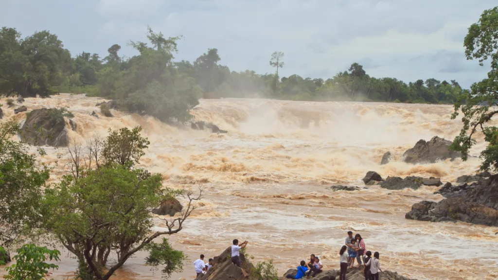 Cataratas de Khone Phapheng, provincia de Champasak — Gran Tour de Laos