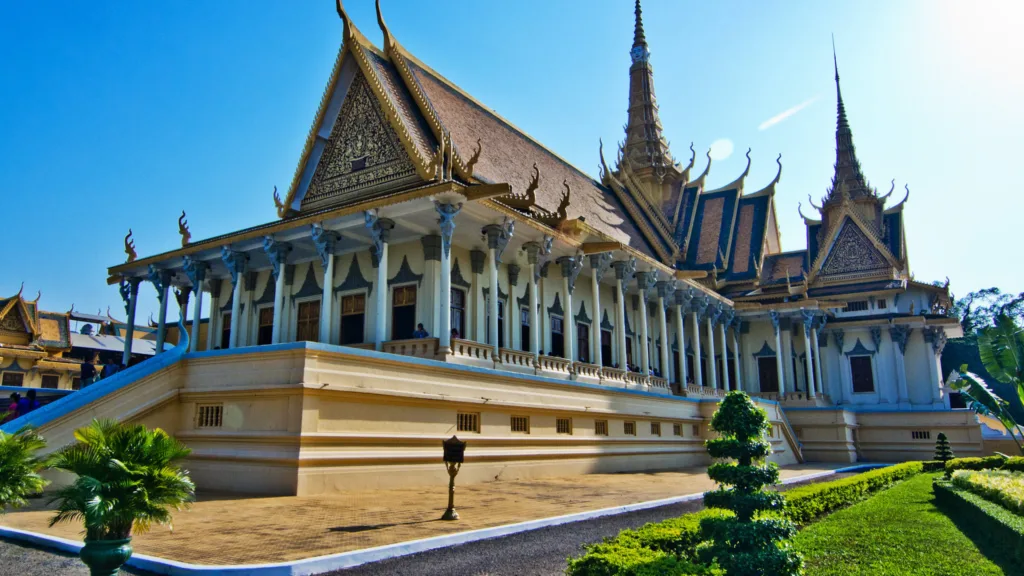 Palacio Real Phnom Penh — Encantos de Camboya