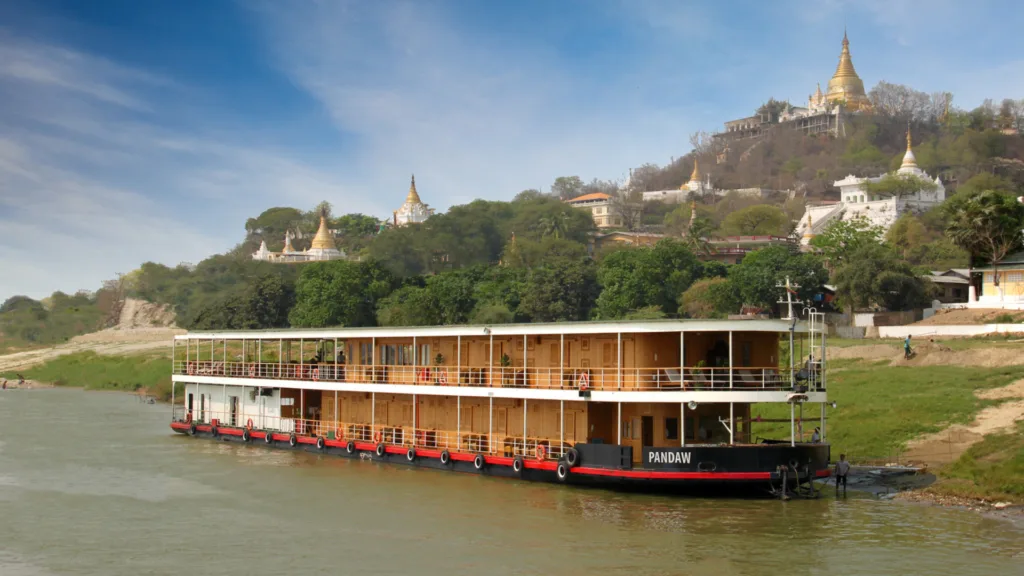 RV Kindat Pandaw — Assam: Crucero por el Brahmaputra
