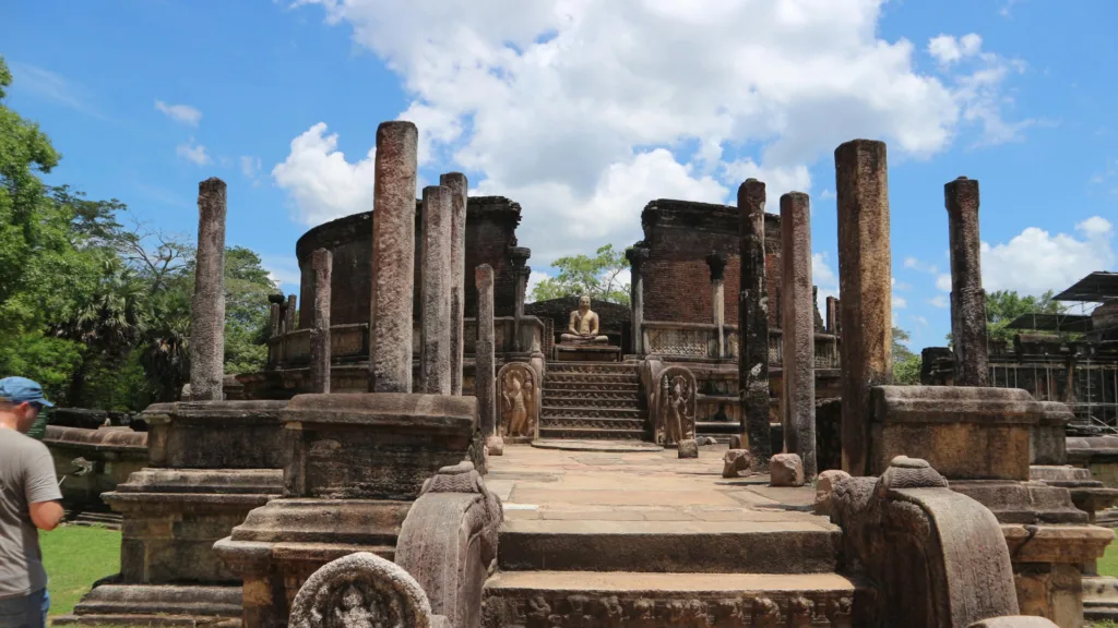 Polonnaruwa, Havarana — Sri Lanka en Familia