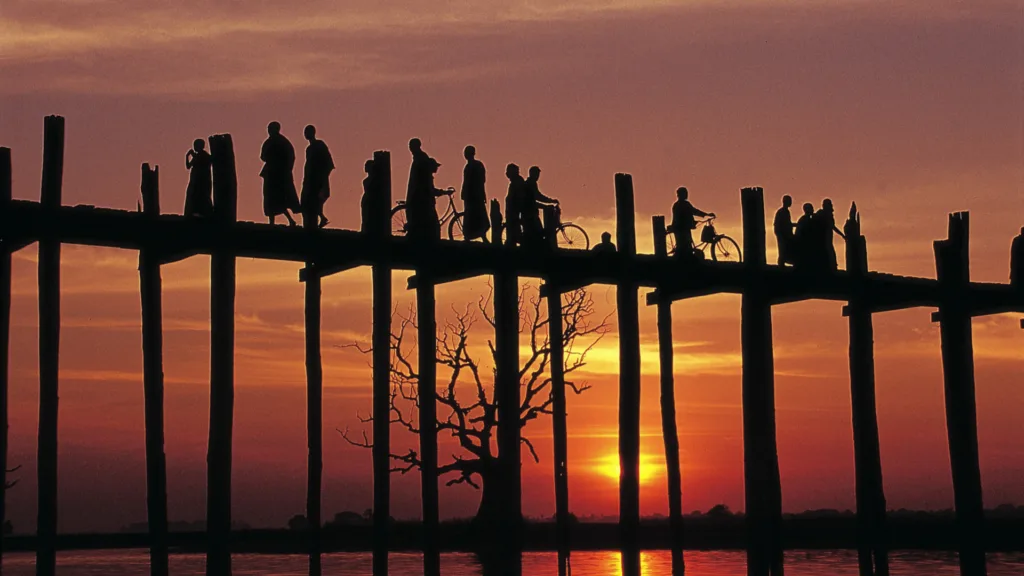 Puente U bein, Amarapura — Myanmar con Phuket y Bangkok