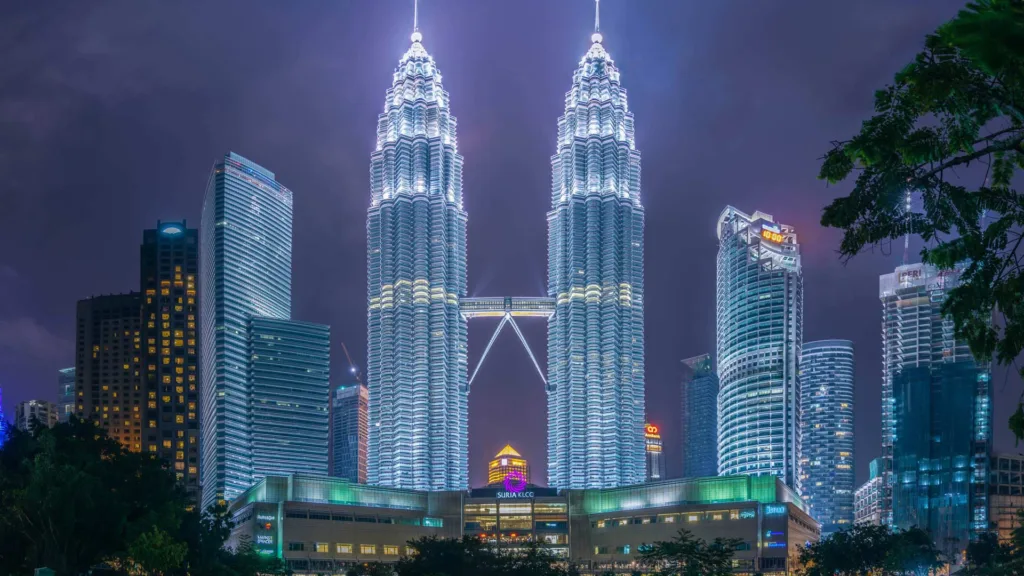 Torres Petronas, Kuala Lumpur — Malasia al Completo