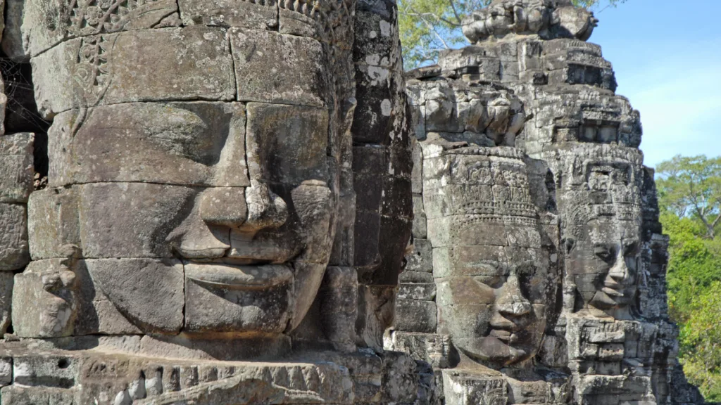 Bayon, Angkor Thom, Siem Reap — Camboya en grupo