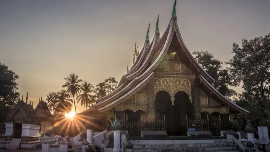 Vat Xieng Thong, Luang Prabang — Gran Tour de Laos