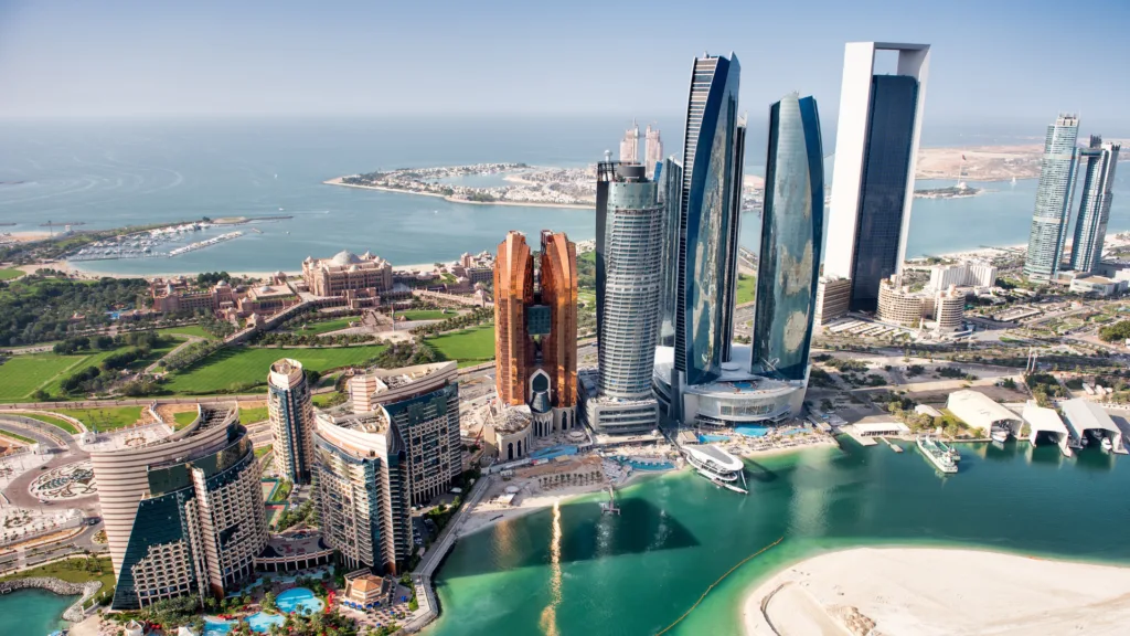 Abu Dabi — Viaje Entre Emiratos