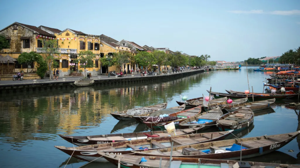 BAHÍA DE HALONG – HANOI – DANANG – HOI AN — Súper Vietnam y Phuket