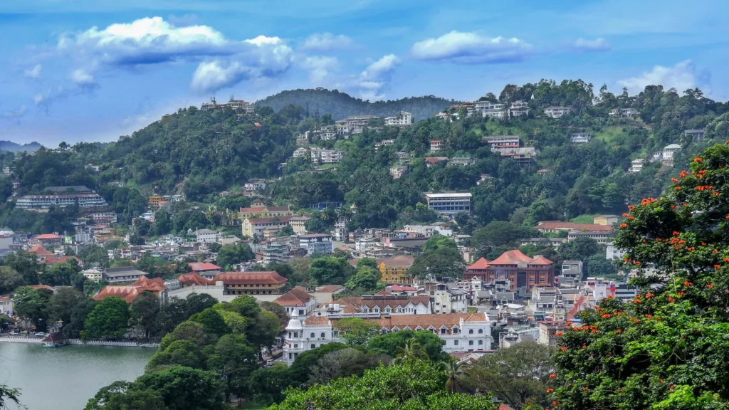Kandy — Explore Sri Lanka con playas Suroeste