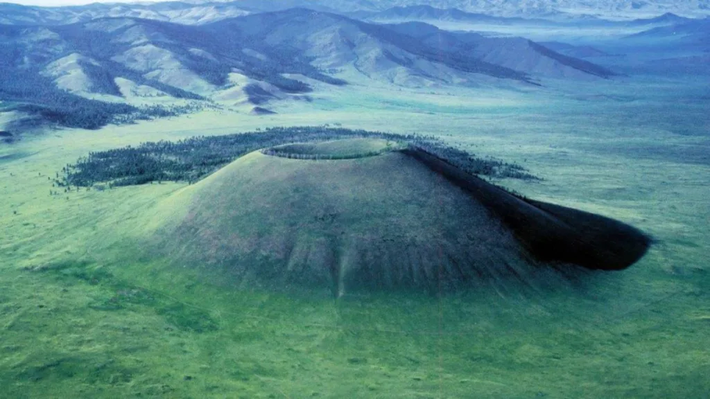 volcán Uran Togoo — Mongolia Básico