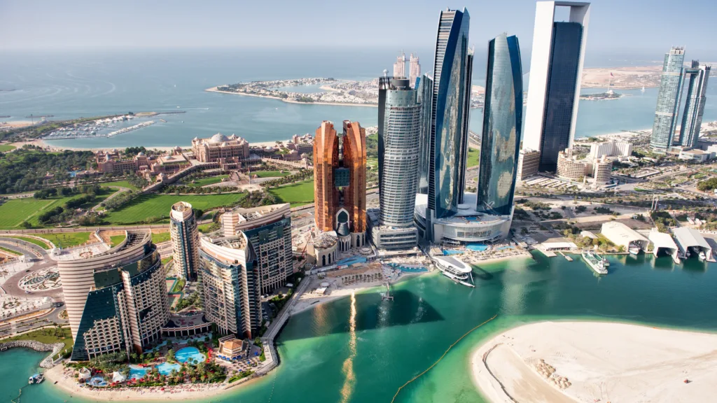 Abu Dhabi — La Ciudad de las 1001 Luces