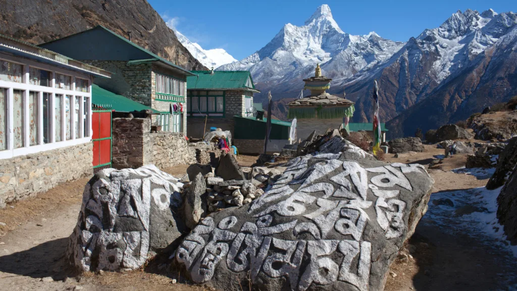 Pueblo de Khumjung — Trek al Campo base del Everest