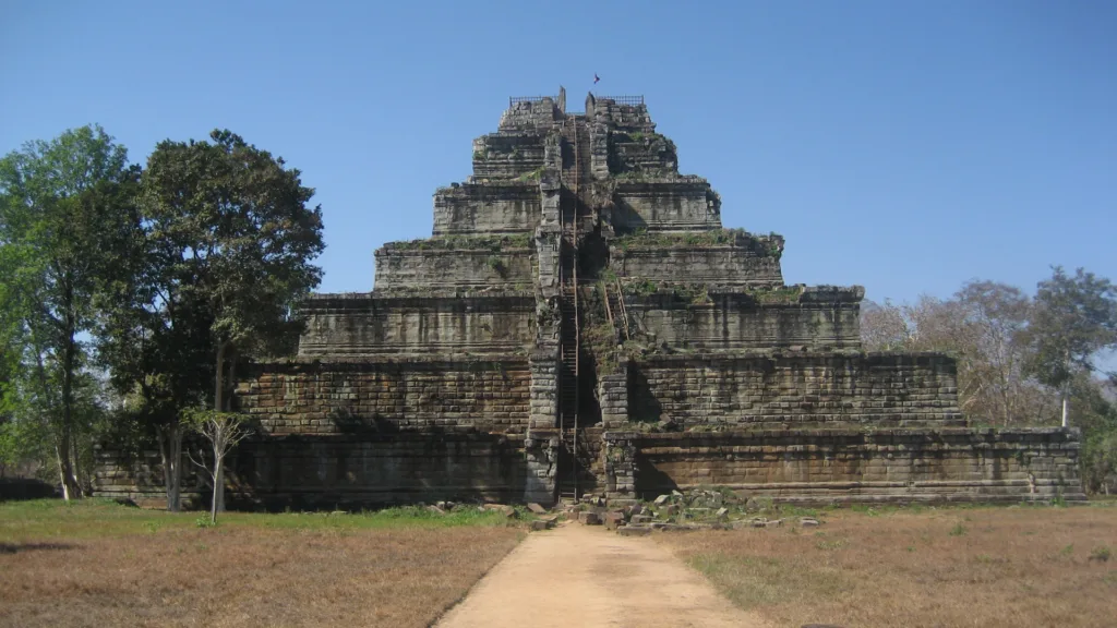 Templo Koh Ker — Camboya al Completo