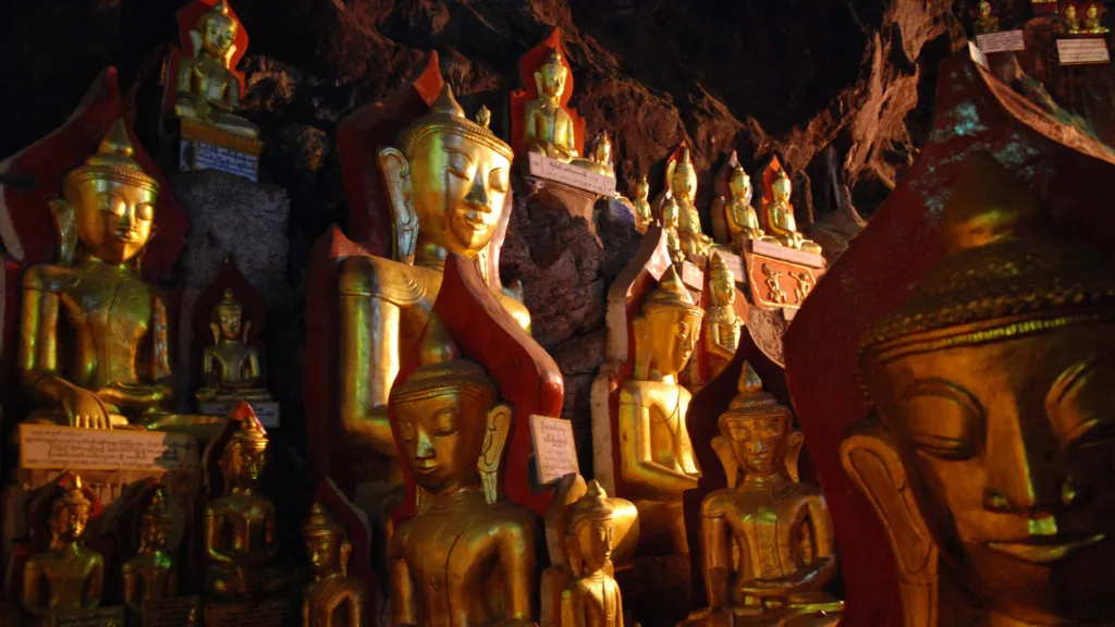 Cuevas de Pindaya — Myanmar Esencial