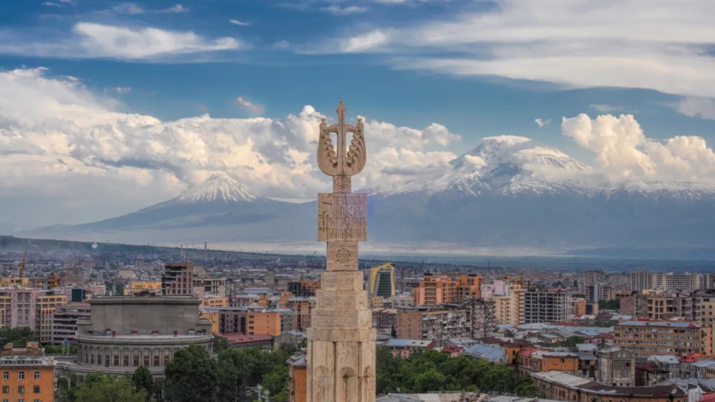 Ereván, Armenia — Georgia y Armenia, Viaje en grupo