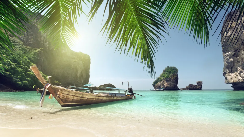 PHI PHI ISLAND — Bangkok y Phi Phi