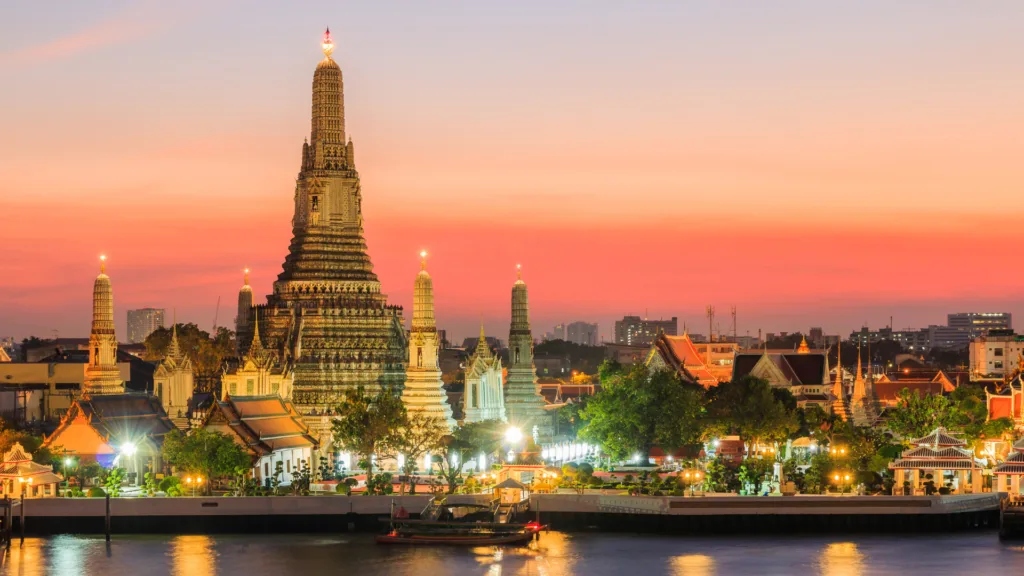 Bangkok — Capitales del Sudeste Asiático y Phuket