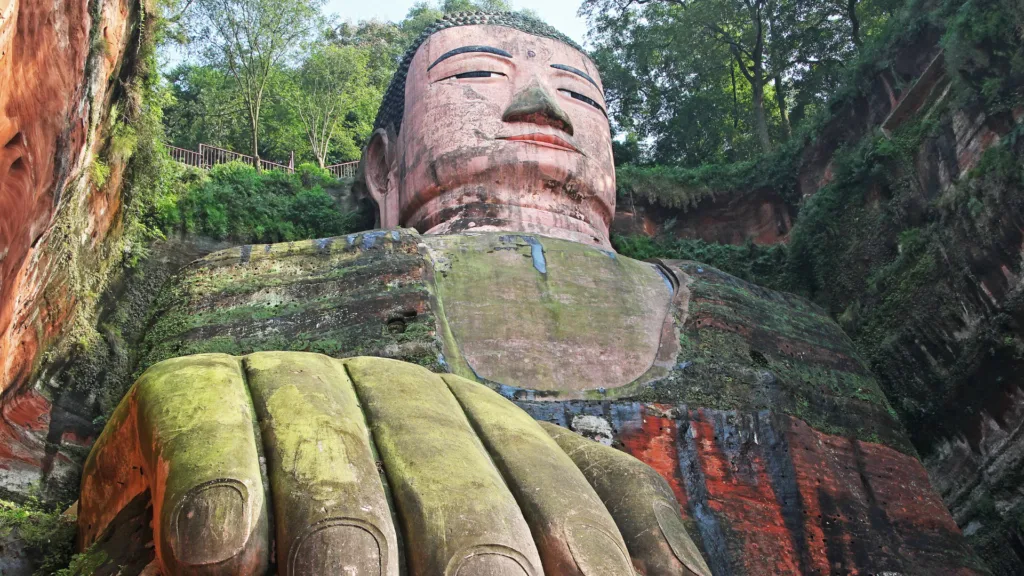 CHENGDU – LESHAN – CHENGDU — La Tierra del Panda