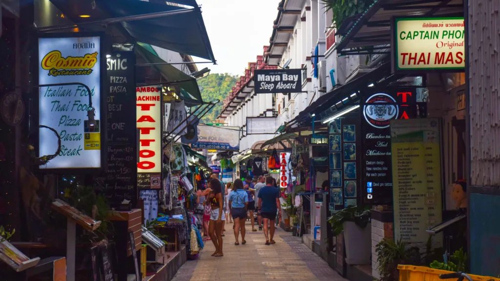 PHI PHI ISLAND — Bangkok y Phi Phi