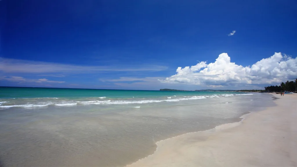 Playa de Trincomalee — Explore Sri Lanka con playas Nordeste