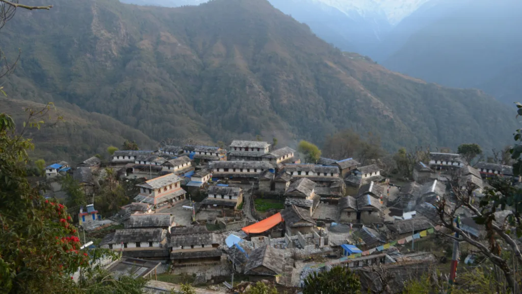 Pueblo de Ghandruk — Nepal Cultural y Trekking
