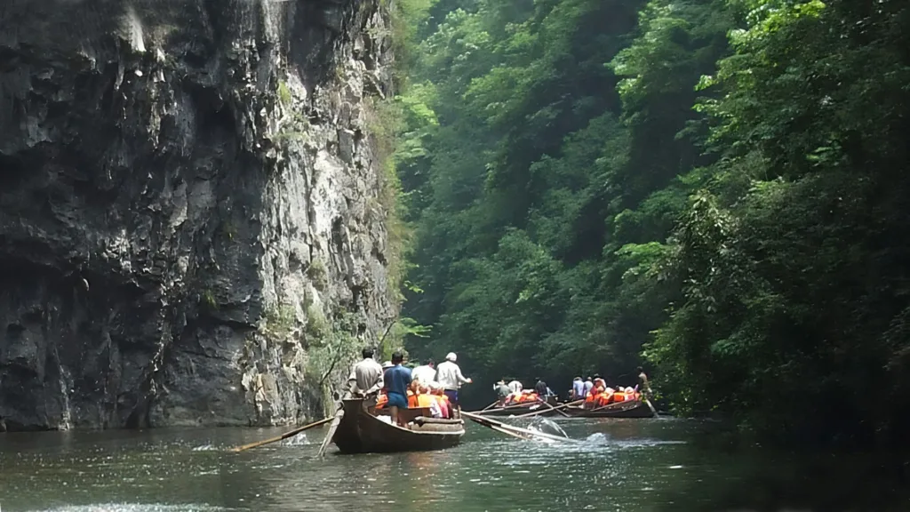 CRUCERO POR LAS GARGANTAS DEL YANGTZE — Descubriendo el Yangtze