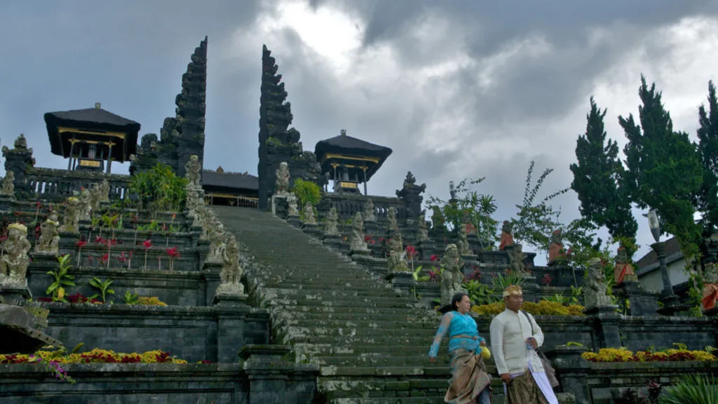LOVINA – CANDIDASA — Indonesia Salvaje