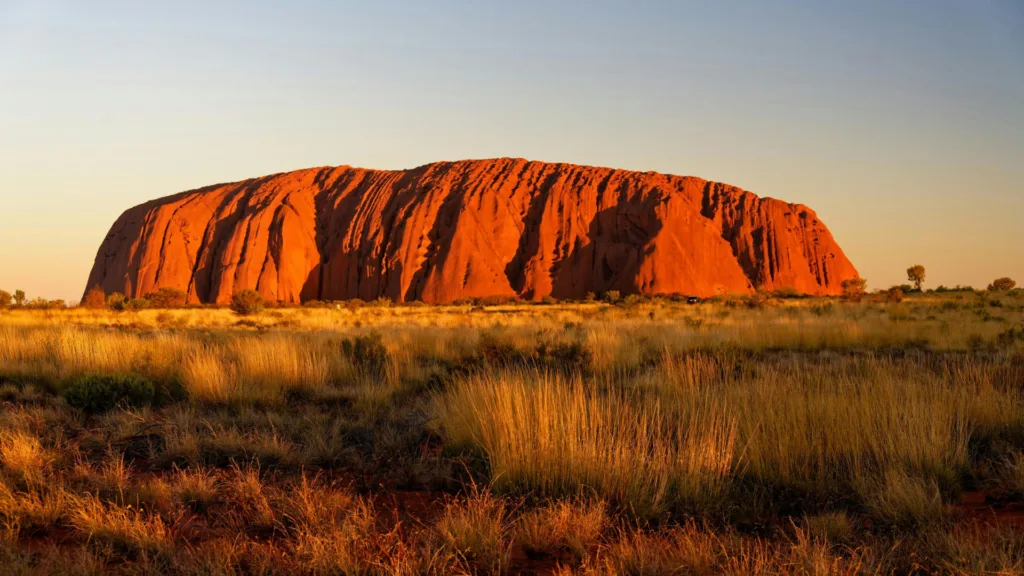 Uluru (Ayers Rock) — Gran Tour de Australia
