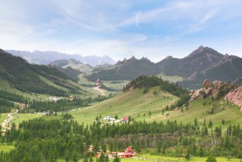 21 jul. P.N. Terelj — Mongolia con Festival Naadam