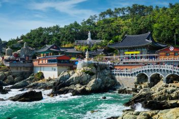 Templo Haedong Yonggungsa, Busan — Corea del Sur al Completo en Privado