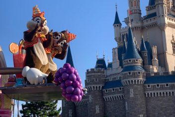 TOKYO (DISNEYLAND) — Japón y sus Parques Temáticos