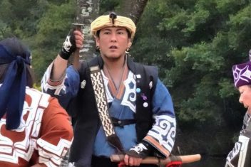 TOKYO – SHIN CHITOSE – SHIRAOI – NOBORIBETSU — Japón Rascacielos y Tatamis con Hokkaido