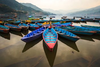Lago Phewa, Pokhara — Gran Tour de Nepal y Bután