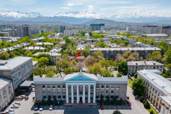 Bishkek — Expedición por Kirguistán